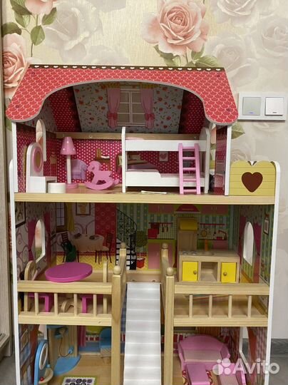 Домик кукольный
