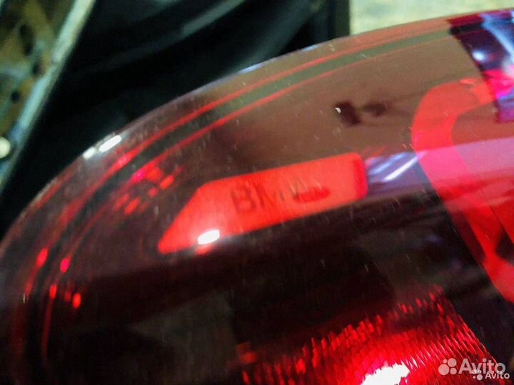 Фонарь задний левый