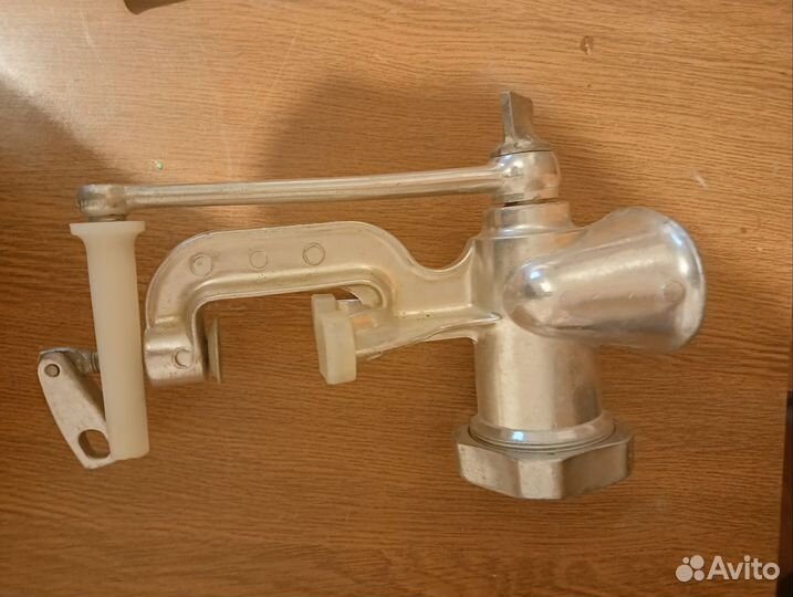 Мясорубка ручная новая