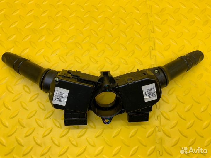 Подрулевой переключатель Hyundai Solaris седан