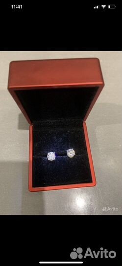 Продам серьги пусеты