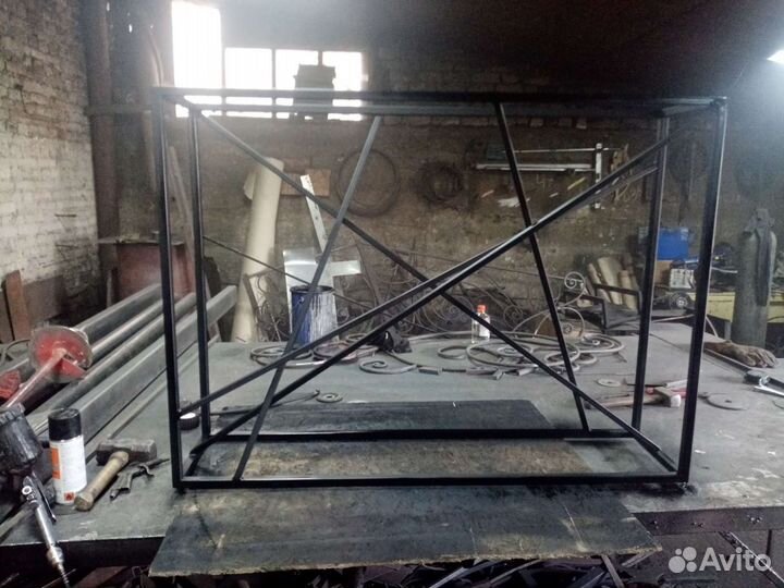 Подстолье в стиле лофт