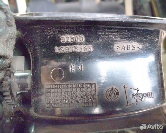 Дефлектор воздушный правый Fiat Albea