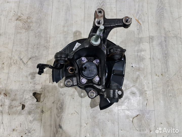 Ступица задняя левая Camry V70 в сборе