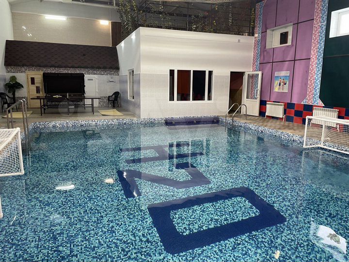 Здание, 495 м²