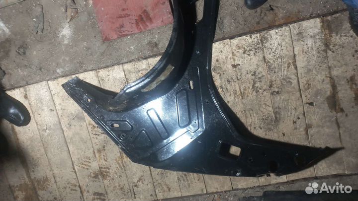 Усилитель заднего левого крыла логан