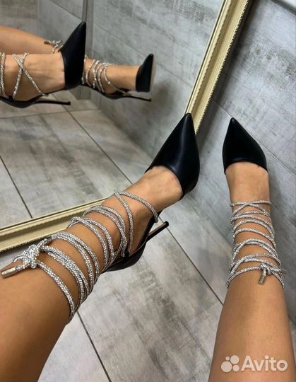 Туфли женские 37 размер черные стразы
