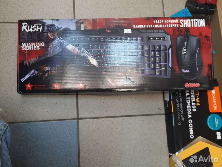 Игровая клавиатура и мышка