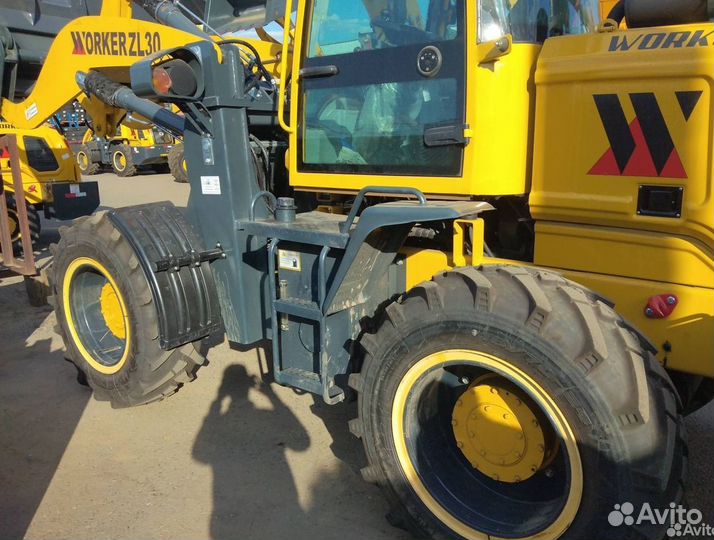 Фронтальный погрузчик Worker ZL30, 2023