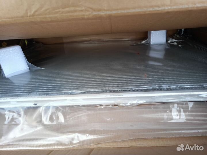 Радиатор охлаждения opel antara