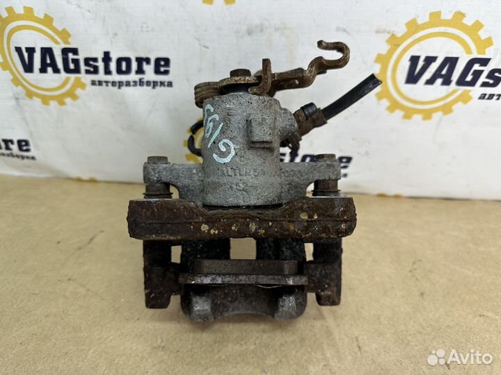 Суппорт правый задний Audi A3 8P 2006