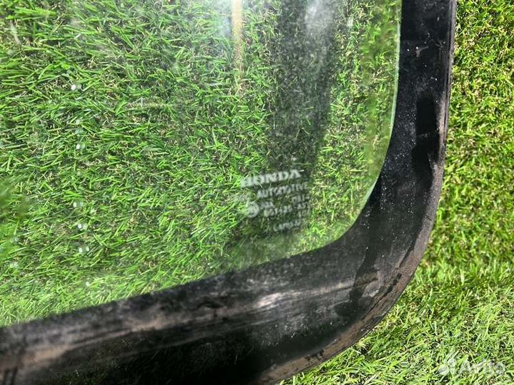 Лобовое стекло Honda Acty HH6 E07Z 2010