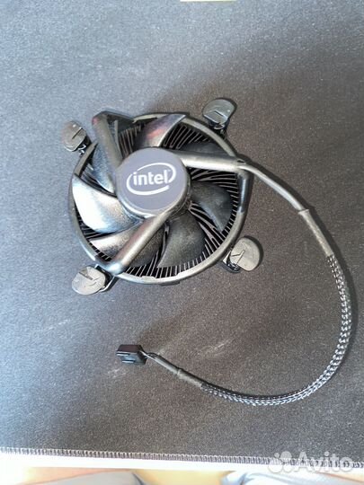 Кулер процеccорный intel