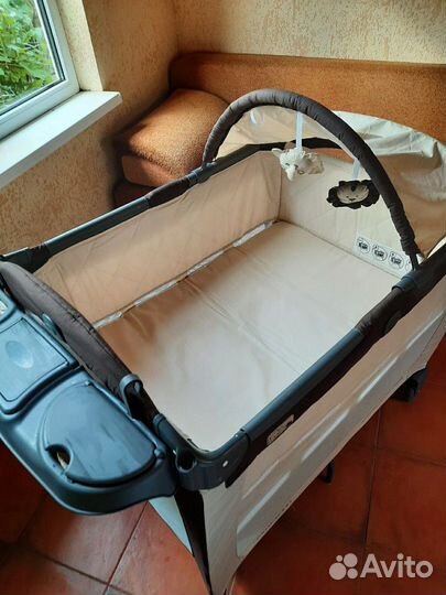 Манеж-кровать