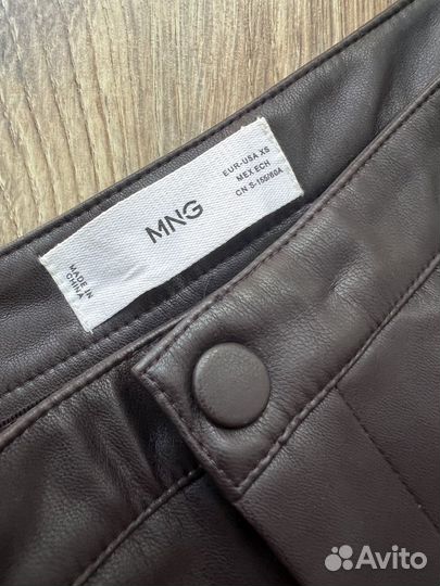 Кожаные леггинсы