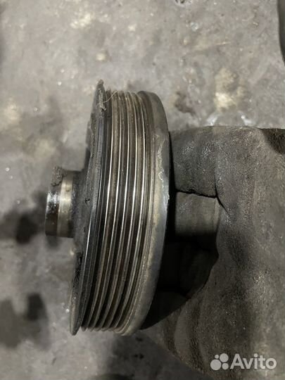 Mitsubishi Lanser X шкиф коленвала