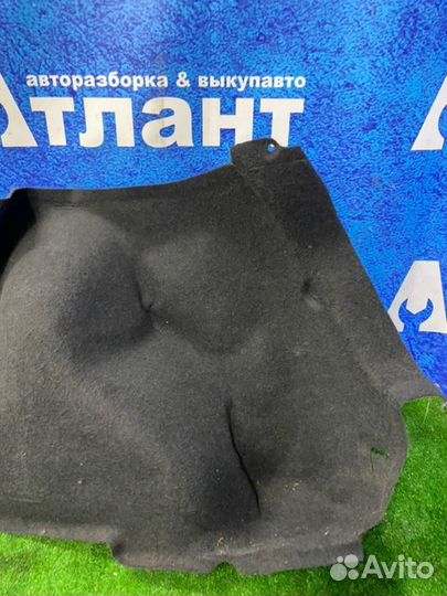 Обшивка багажника правая Nissan Qashqai J10 HR16DE