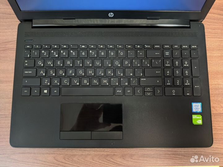 HP 15.6 i3-7020U 12GB MX110 SSD512GB