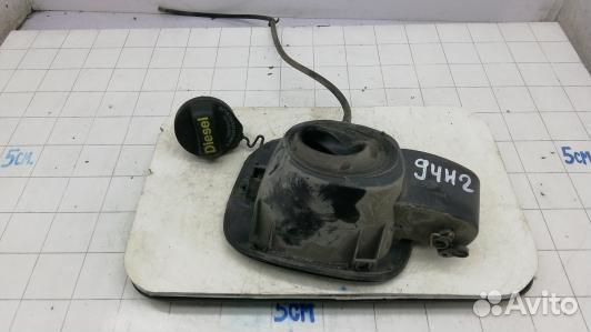 Лючок бака volvo V60 1 (94H02IC01)