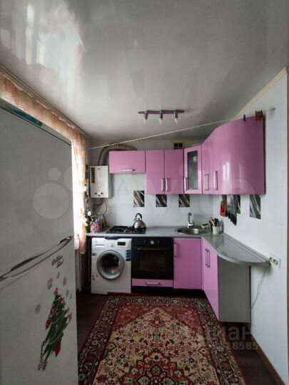 2-к. квартира, 42 м², 2/4 эт.