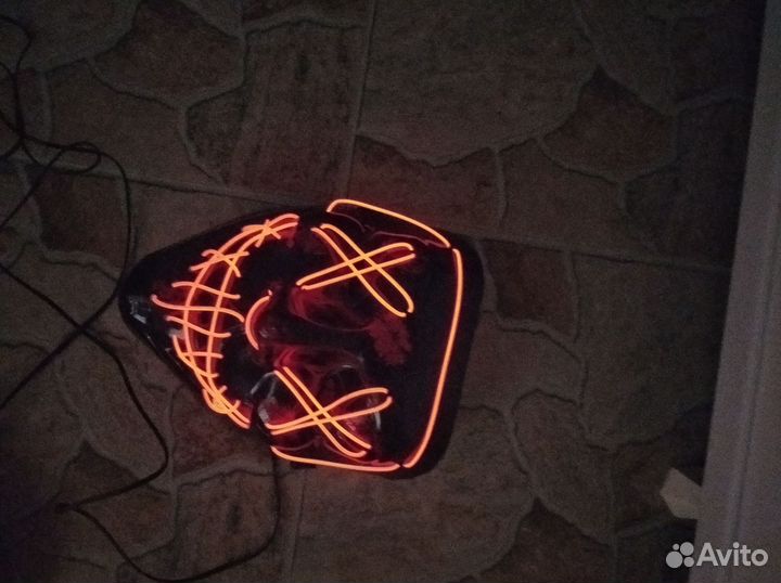 Маска маскарадная