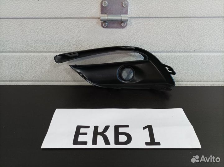 Окантовка птф правая Mazda 3 3 вм 2013