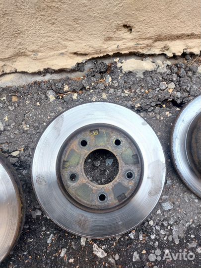 Тормозные диски лансер 10