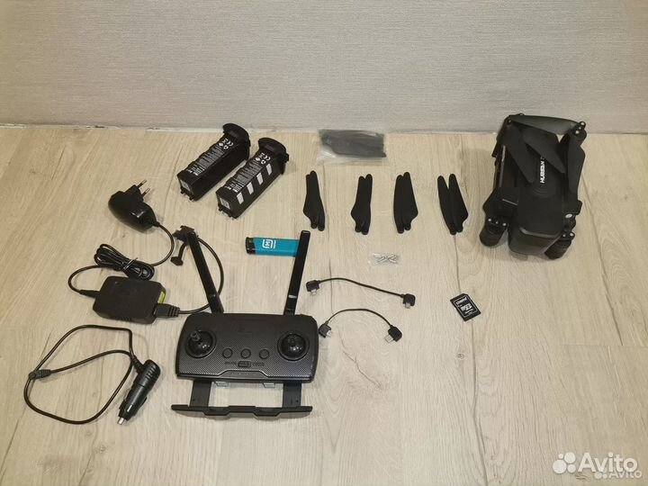 Квадрокоптер hubsan zino pro (full HD \ 4 км)