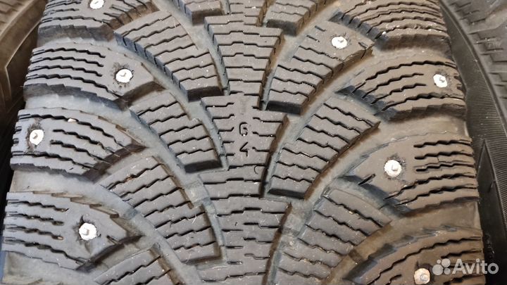 Nokian Tyres Hakkapeliitta 4 225/60 R16 102T