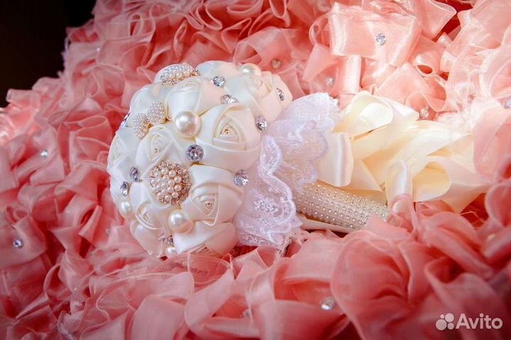 Букет и подушечка для колец