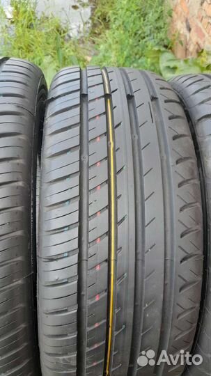 Viatti Strada Asimmetrico V-130 215/60 R16