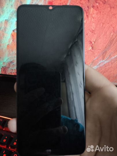 Экран на Poco m5