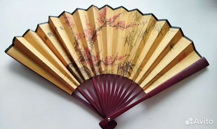 Веер шёлковый, Китай