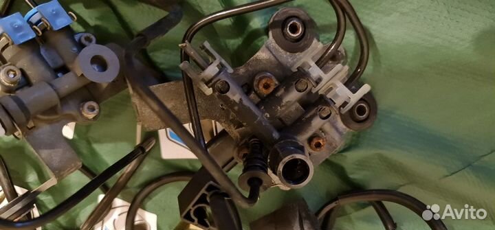 Клапан пневматический Lexus RX 300/330/350/400h