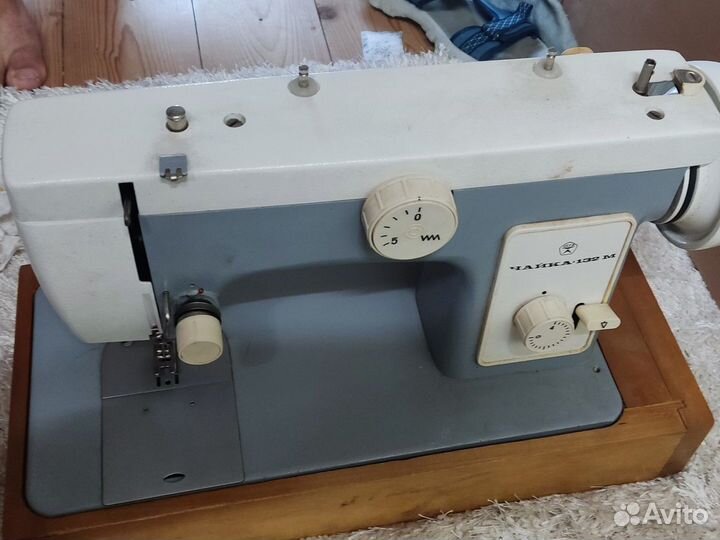 Швейная машина Чайка 132м