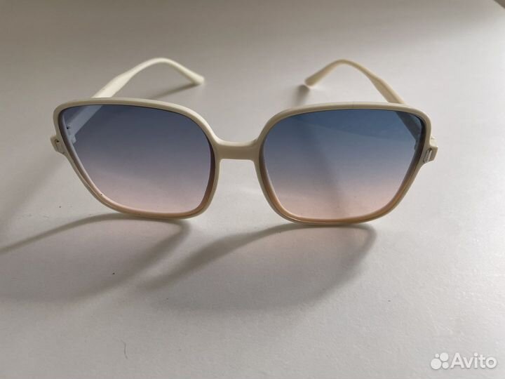 Солнцезащитные очки