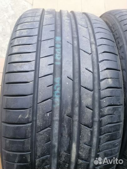 Toyo Proxes Sport 245/35 R20 и 275/30 R20 97Y