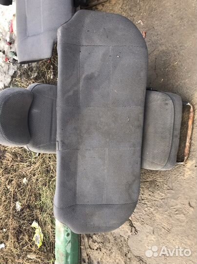 Комплект сиденьий на ваз 2114