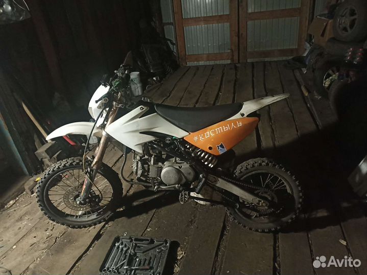 Питбайк Racer yx160
