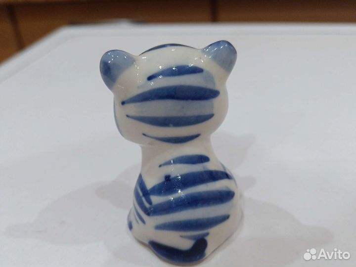 Гжельские сувениры 3 шт, фарфор, одним лотом