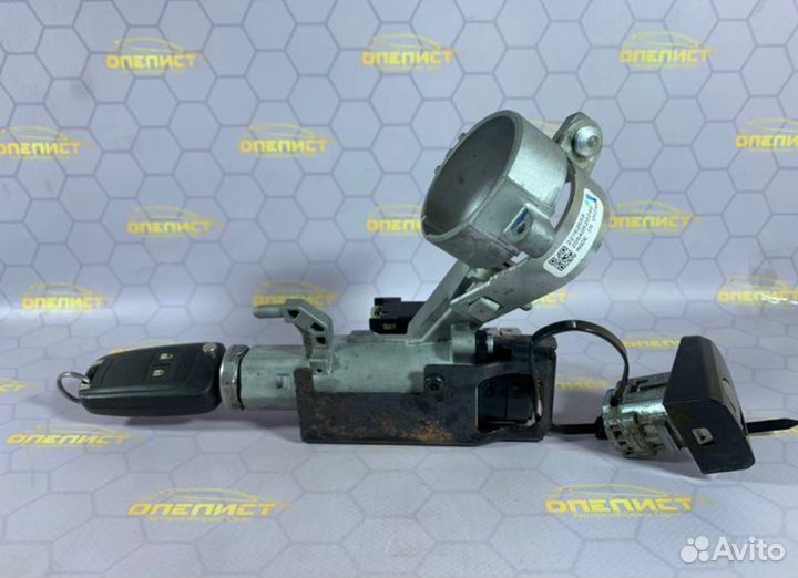 Замок зажигания Opel Astra J