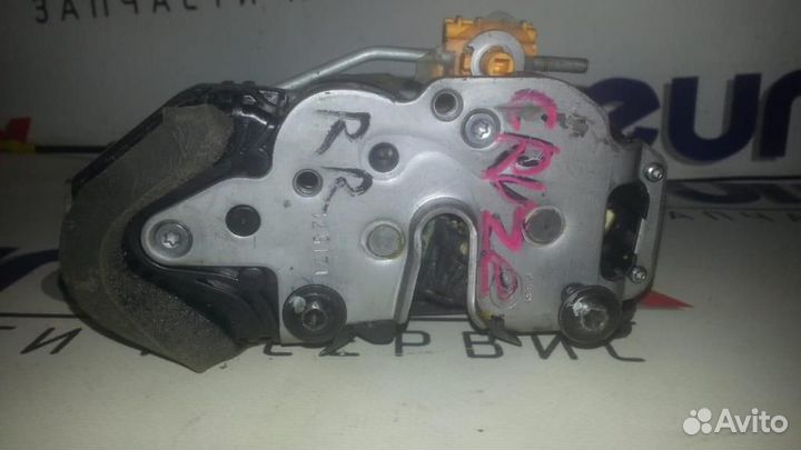 Замок двери задней правой Chevrolet Cruze 2009