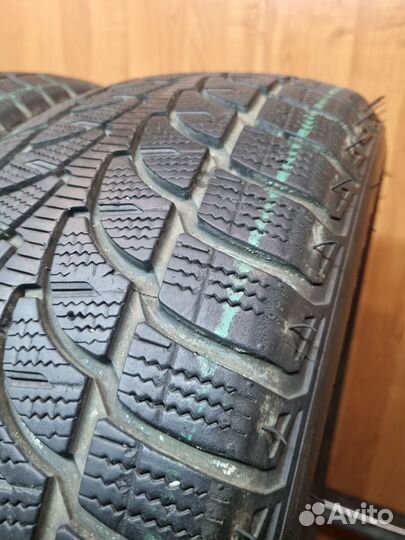 Bridgestone Blizzak LM-80 Evo 235/60 R18