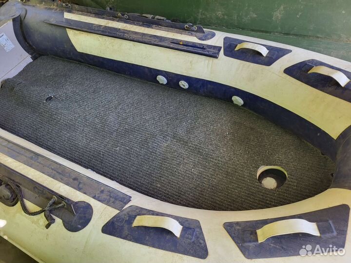 Лодка storm line Корея