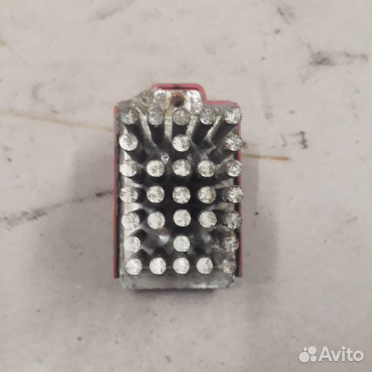 Сопротивление(резистор) печки Шкода Октавия тур а4