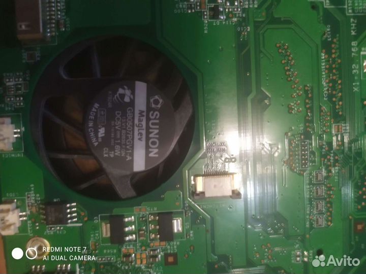 Материнская плата