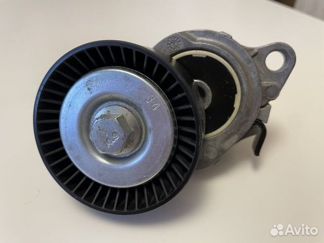 Натяжной ролик сузуки. 17540-54l00. Натяжные ролики Suzuki. Паразитный ролик Сузуки Гранд Витара 2.0. 17540-54l00 фото
