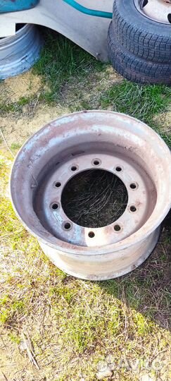 Продам 2 диска