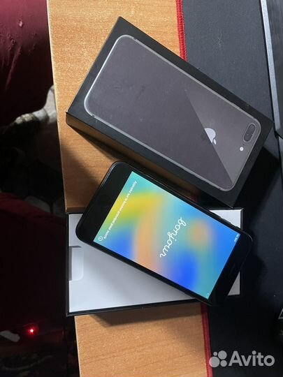 iPhone 8 Plus, 64 ГБ