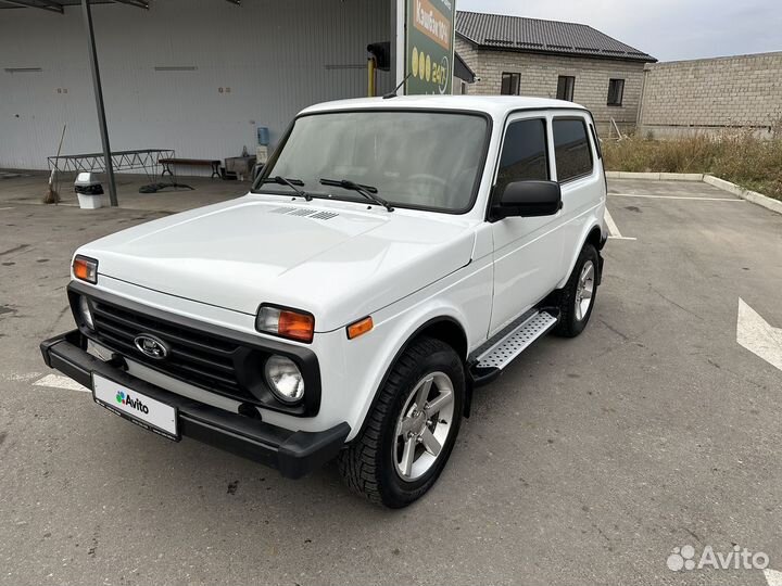 LADA 4x4 (Нива) 1.7 МТ, 2016, 136 000 км